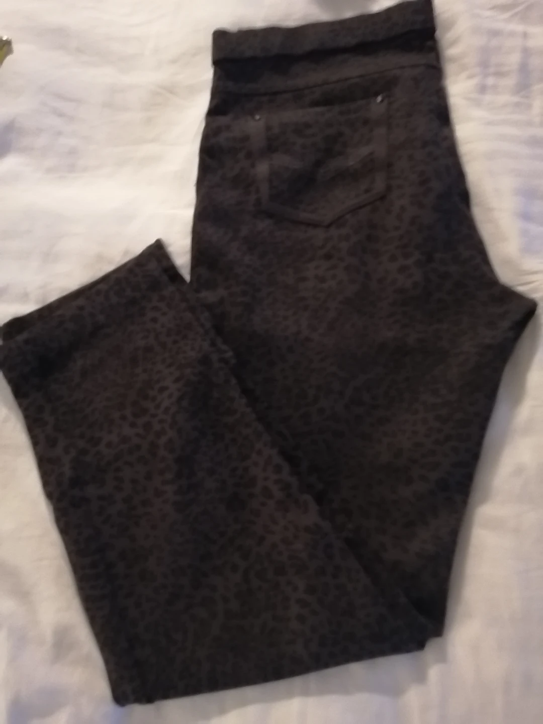 Black Leopard Print Pants. Size 42 - photo 3