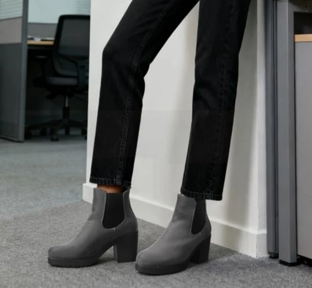 Grey Chelsea Ankle Boots - photo 5