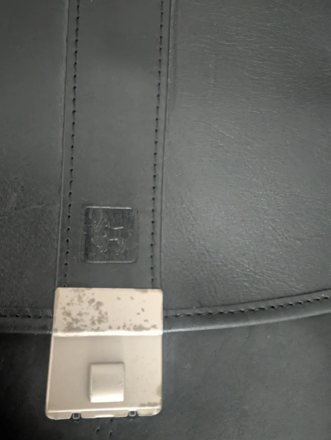 Traditions Leather Briefcase - photo 3
