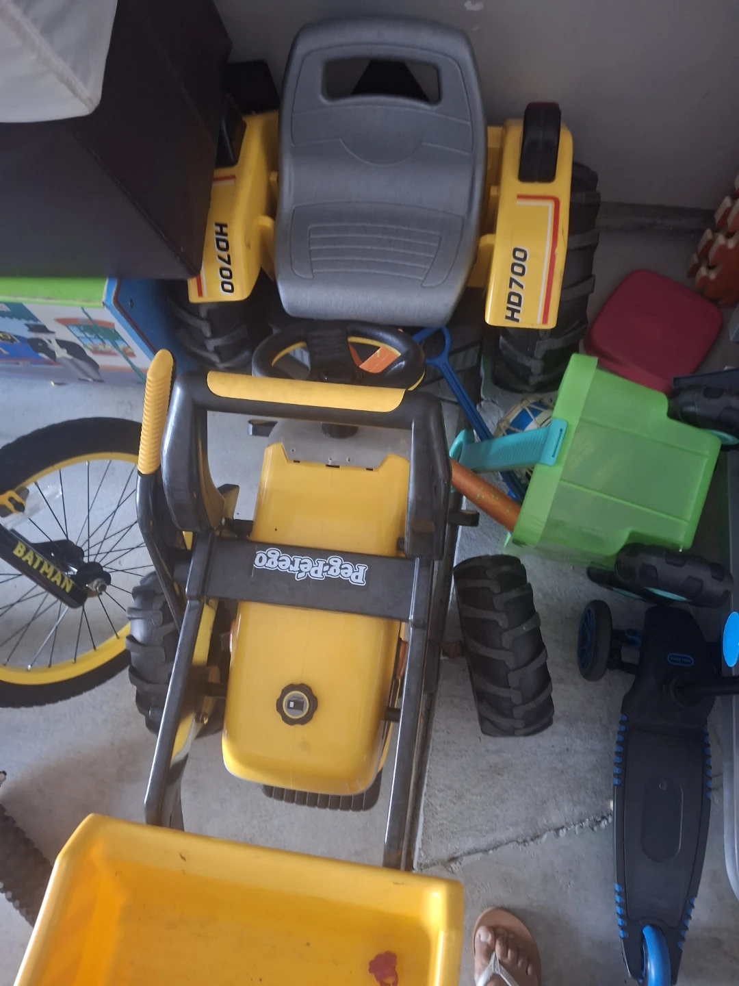 Peg Perego HD700 Excavator Ride-On Toy - photo 5