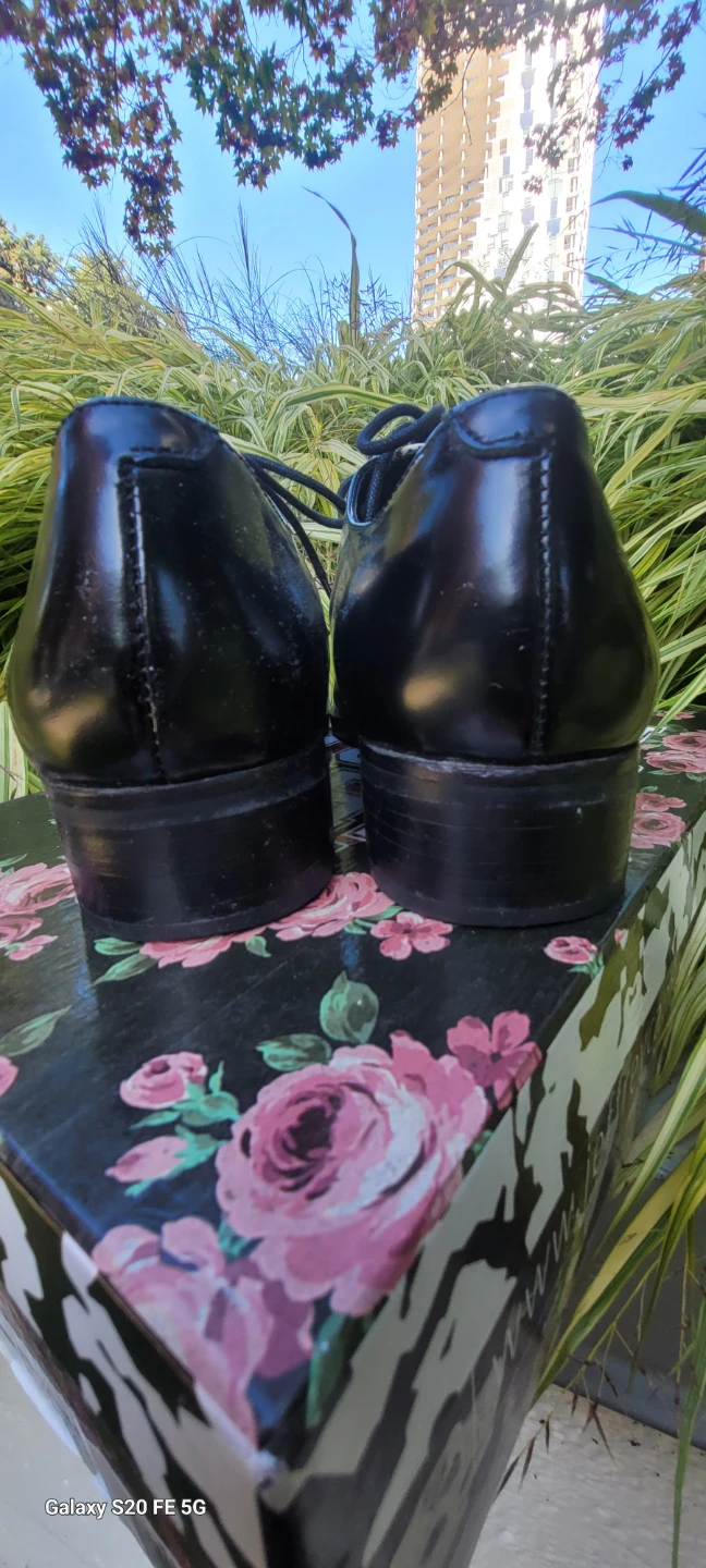 Ponyhair lace up leather shoes - photo 4