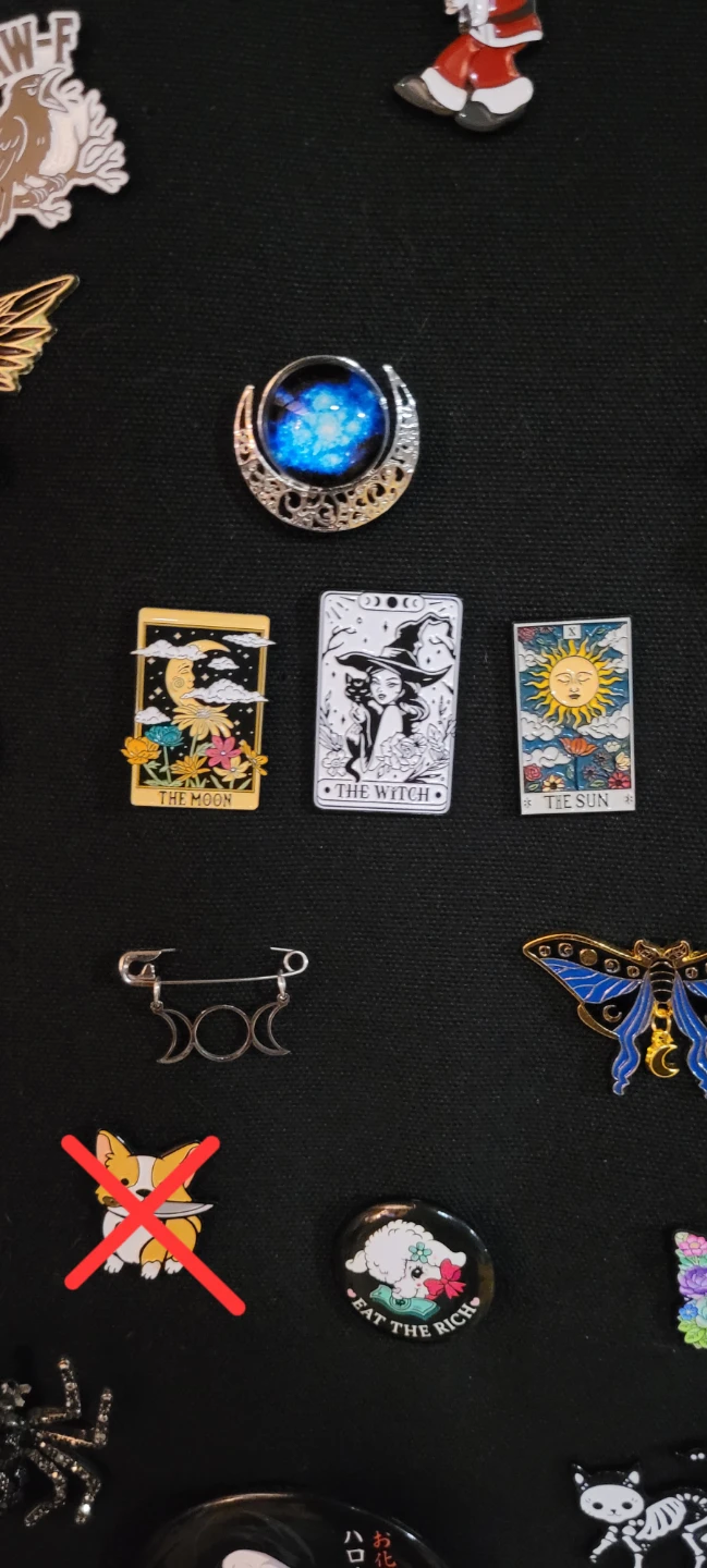 Enamel pins/safety pins - photo 2