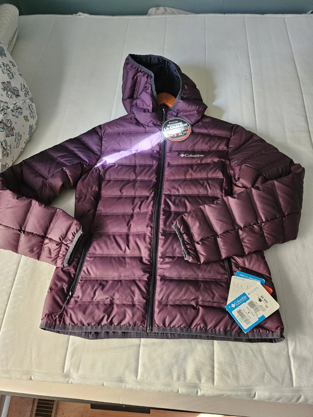 Columbia Women's Hooded Jacket Size Medium