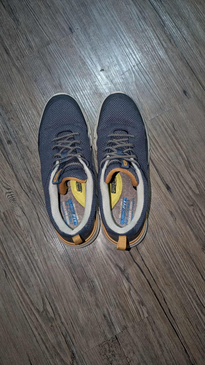 Skechers Goga Mat Arch Fit Navy Shoes Size 10.5