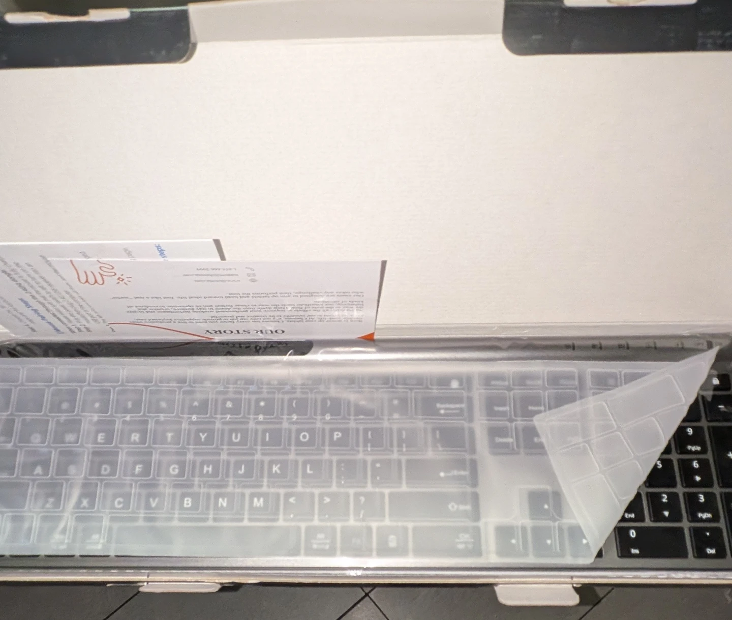 Multi-Device Wireless Keyboard and Mouse Combo - photo 2