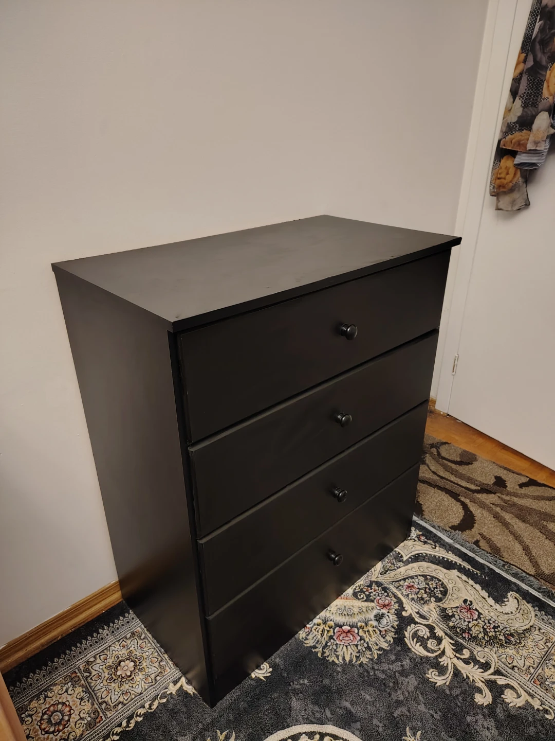 Black 4-Drawer Dresser, like new - photo 4