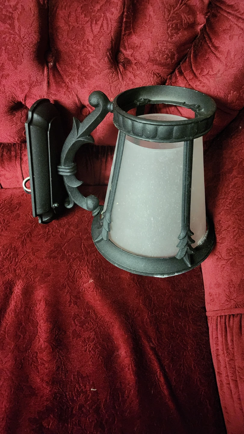 Outdoor light fixture