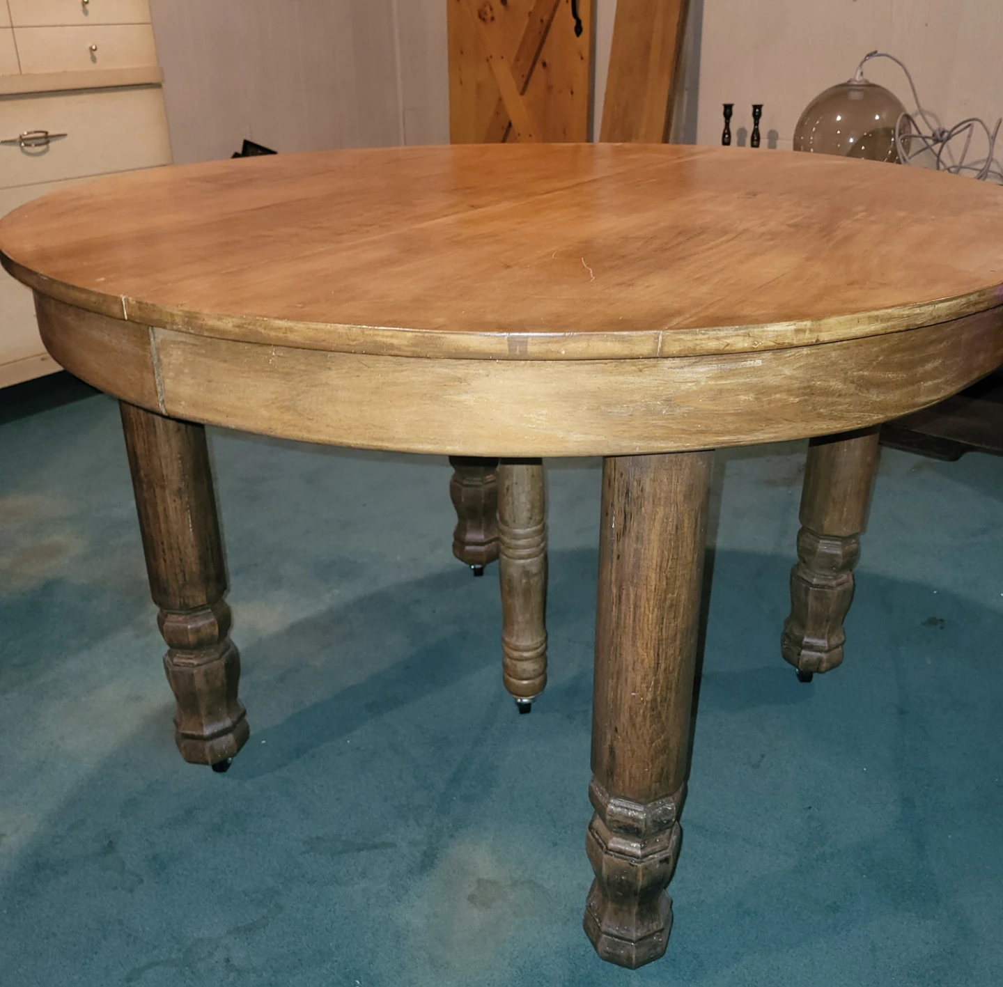 Antique mid century modern Round Dining Table