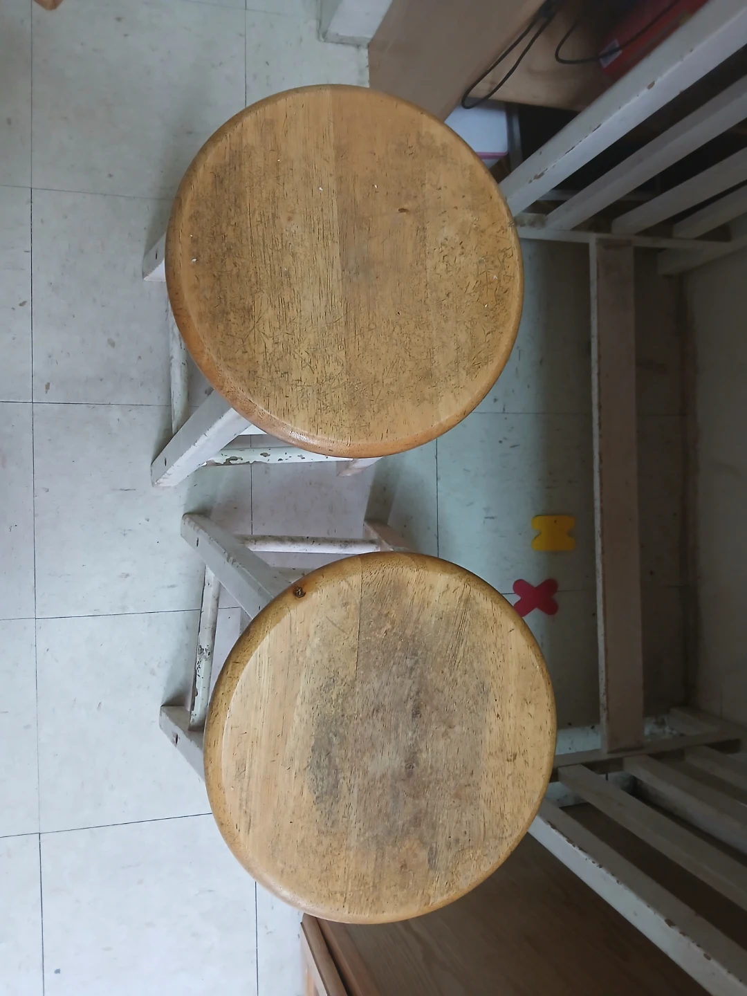 Set of Two Wooden Bar Stools 10 $ pieces 🏈
