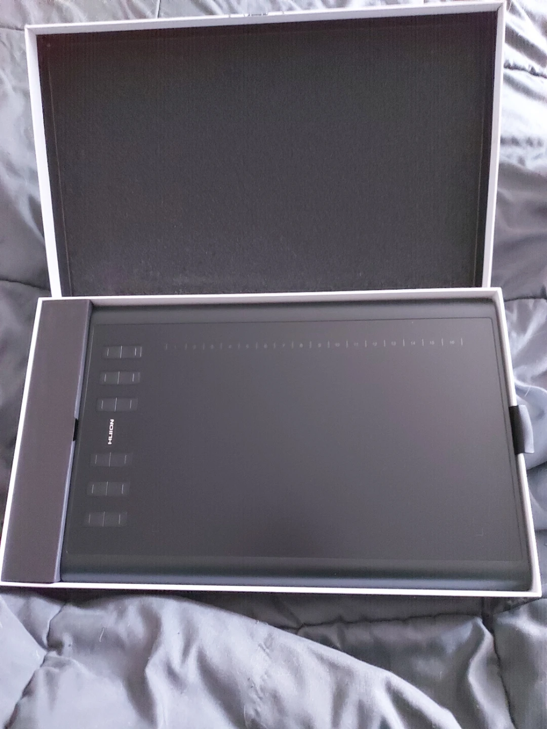 HUION New 1060Plus Graphics Tablet - photo 2
