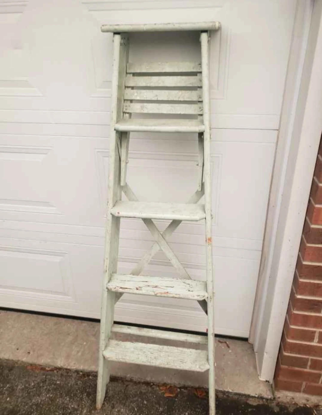 Vintage 5' Wooden Step Ladder & Shelf Use as a ladder/decorate - photo 3