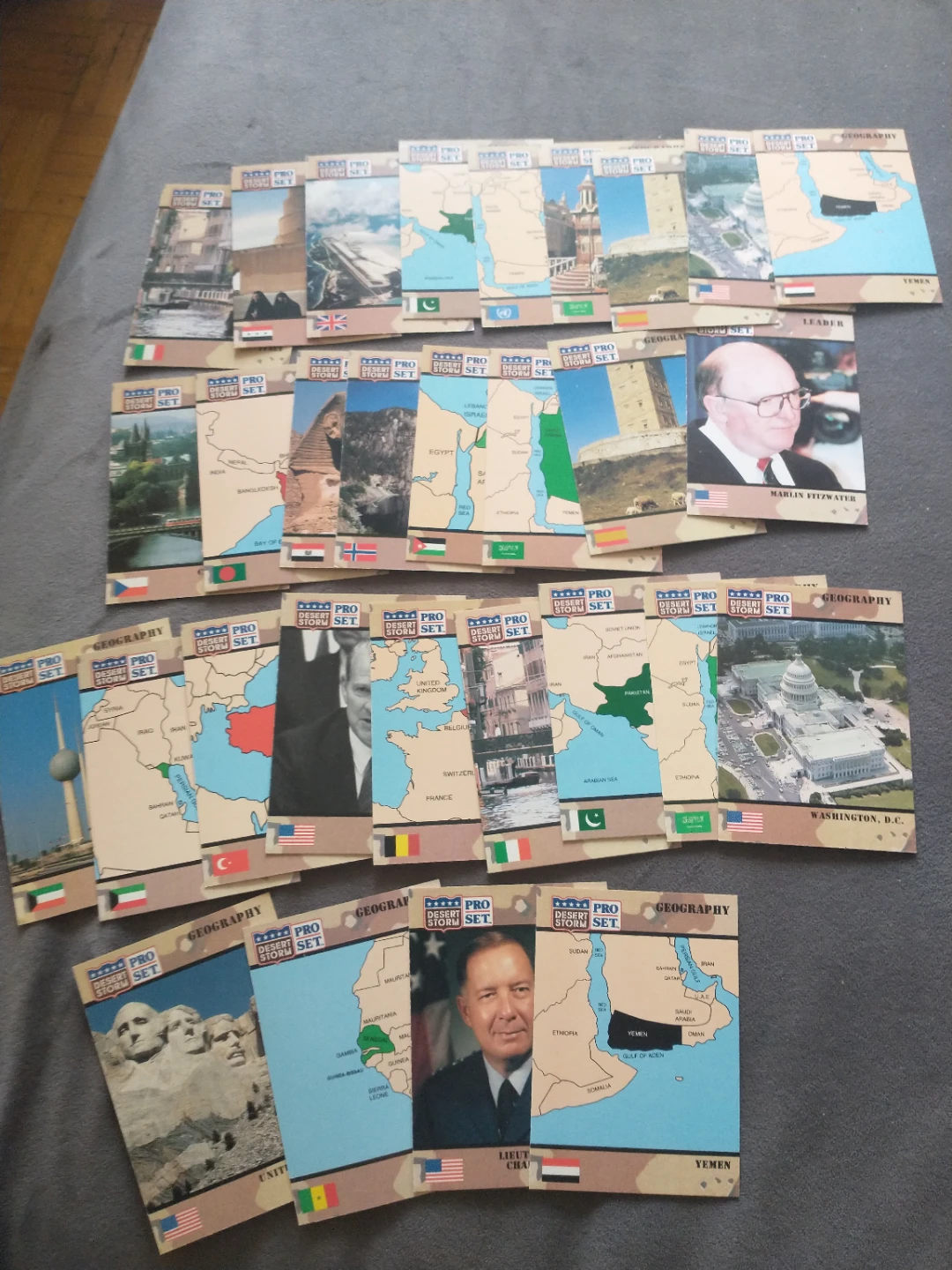 30 Pro Set Desert Storm Trading Cards 1991 - photo 3