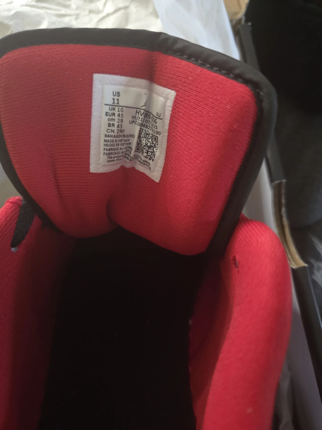 Air Jordan 1 Low Black Gym Red - photo 3