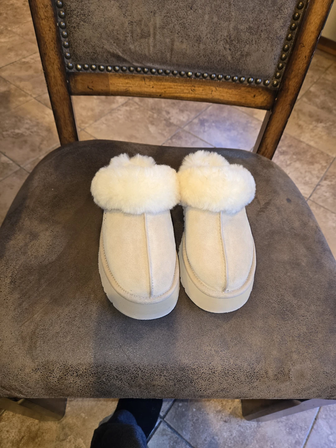 UGG Disquette Slippers in Sand - photo 5