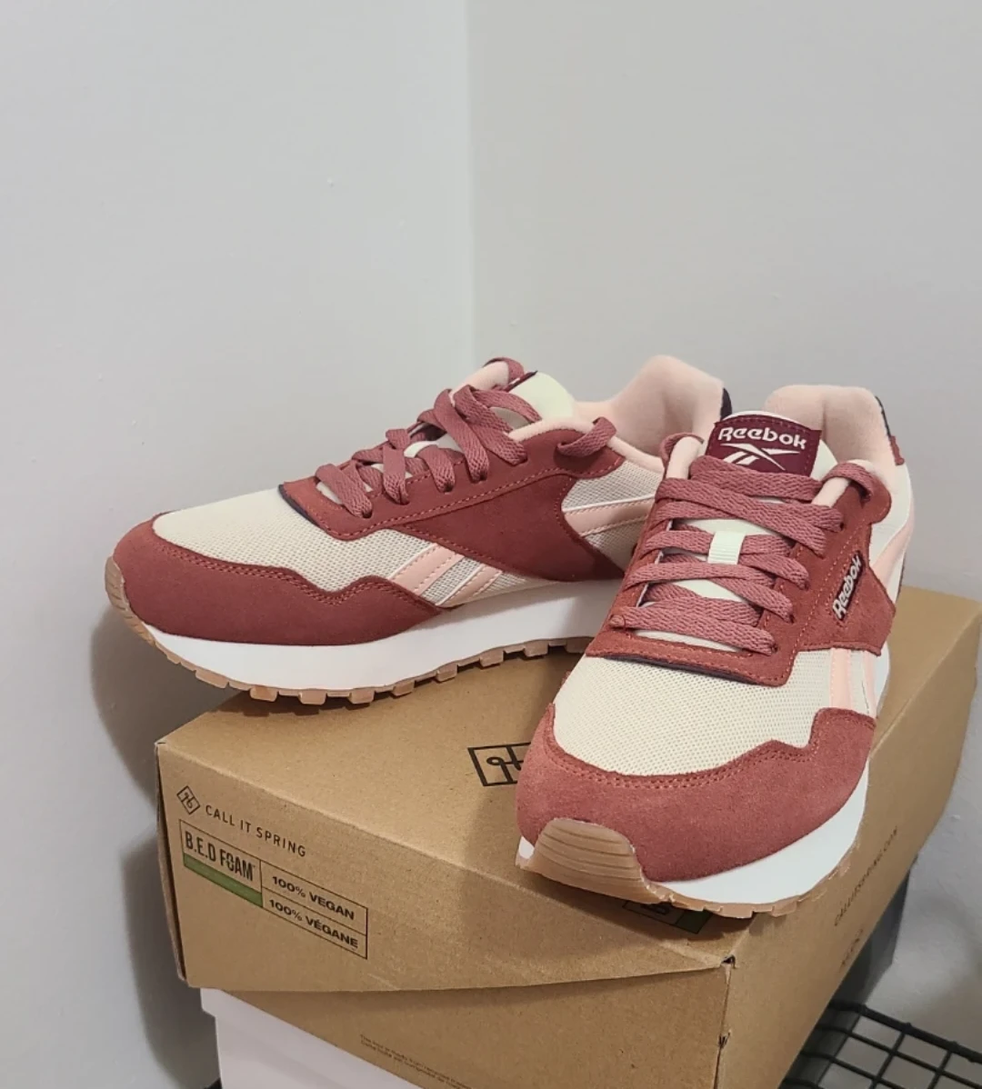 Women's Reebok Classic Harman Run Double Sneaker - sz 8.5 - photo 3