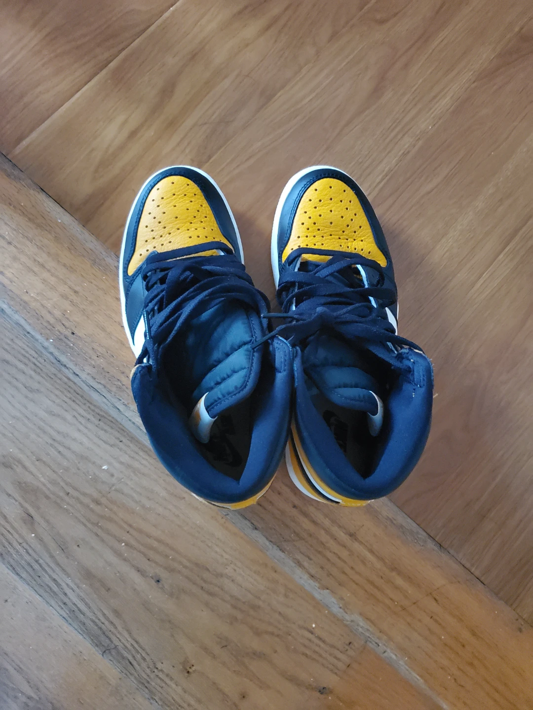Nike Air Jordan 1 Pollen High-Top Sneakers - photo 2