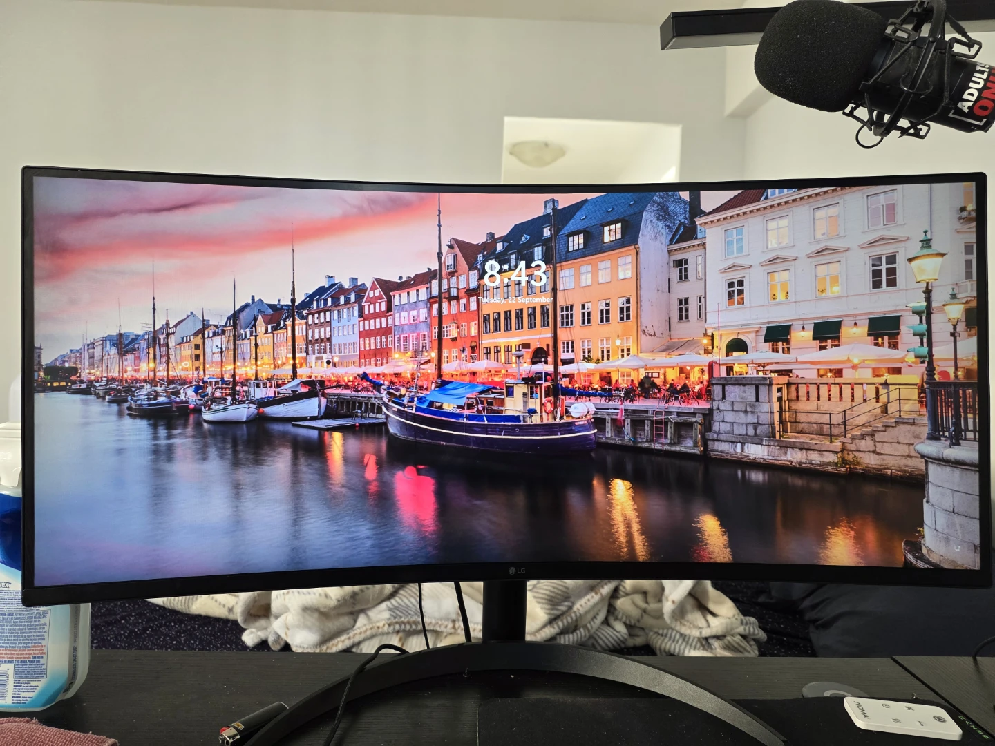 LG Ultrawide Curved Monitor - photo 3