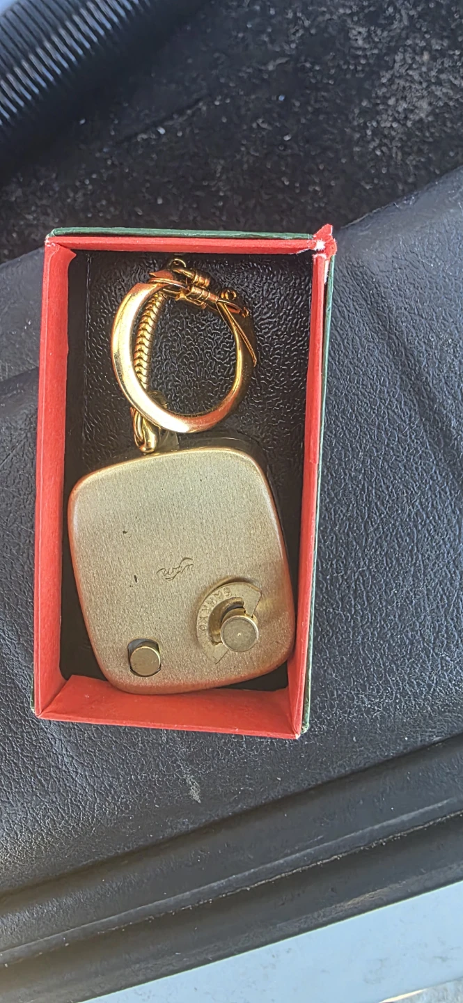 Sankyo Music Box Keychain - photo 3