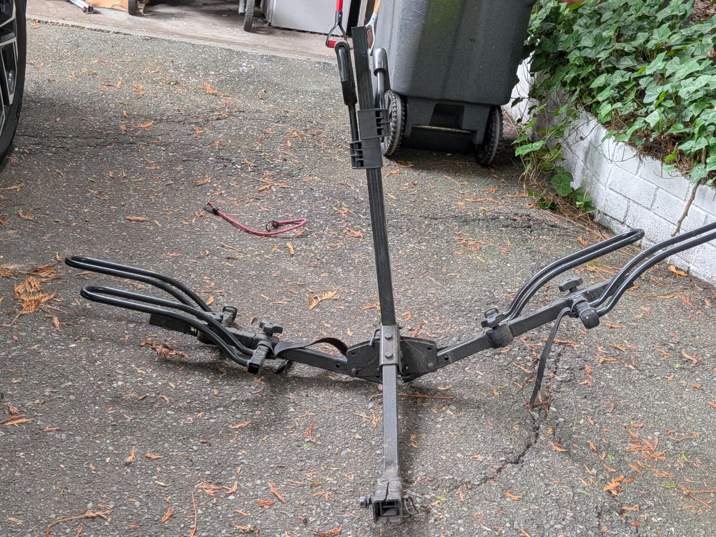 Thule Hitch Bike Rack - photo 2