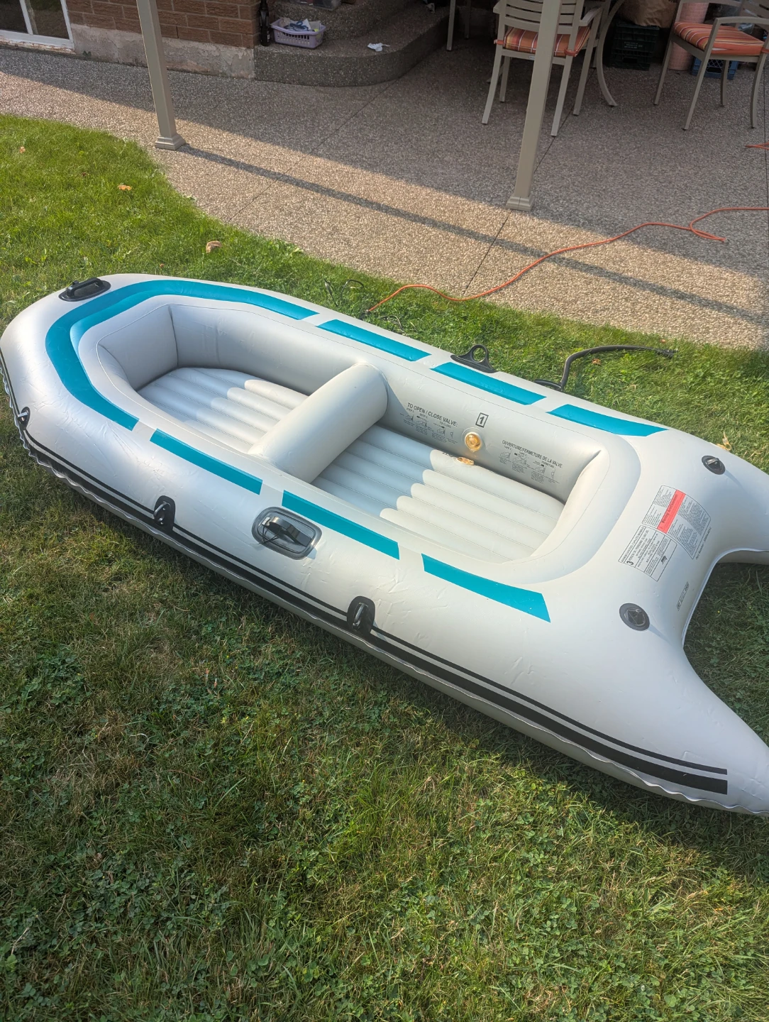 Coleman Inflatable Boat with Oars and Pump - photo 3