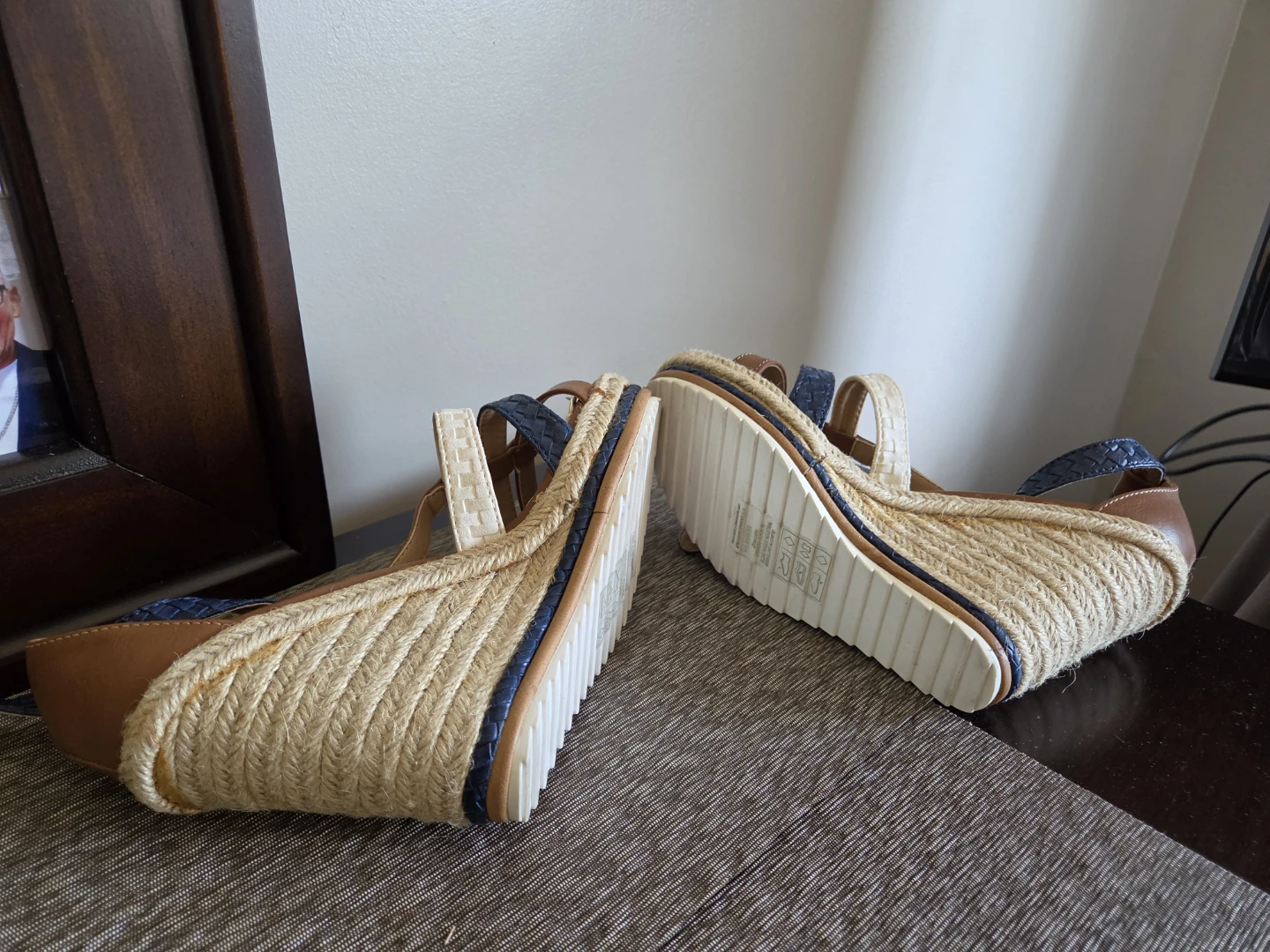 MTNG Collection Wedge Sandals - photo 3