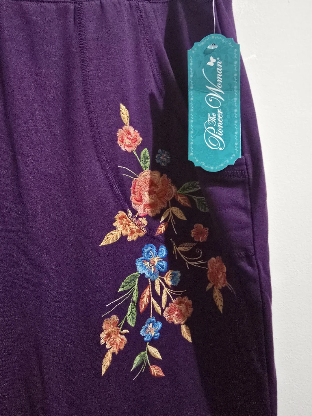 The Pioneer Woman Embroidered Joggers XL - photo 2