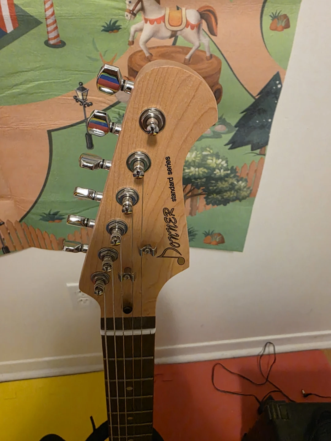 Electric guitar amp and cable - photo 3