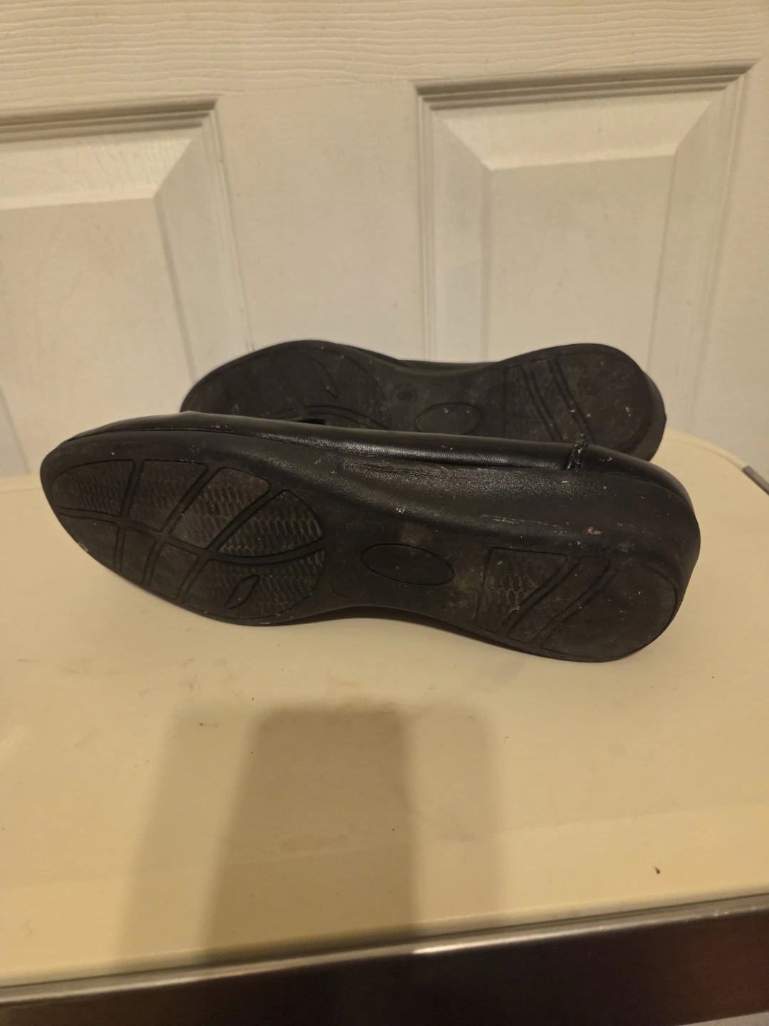 Cherokee Black Loafers Size 9 - photo 2
