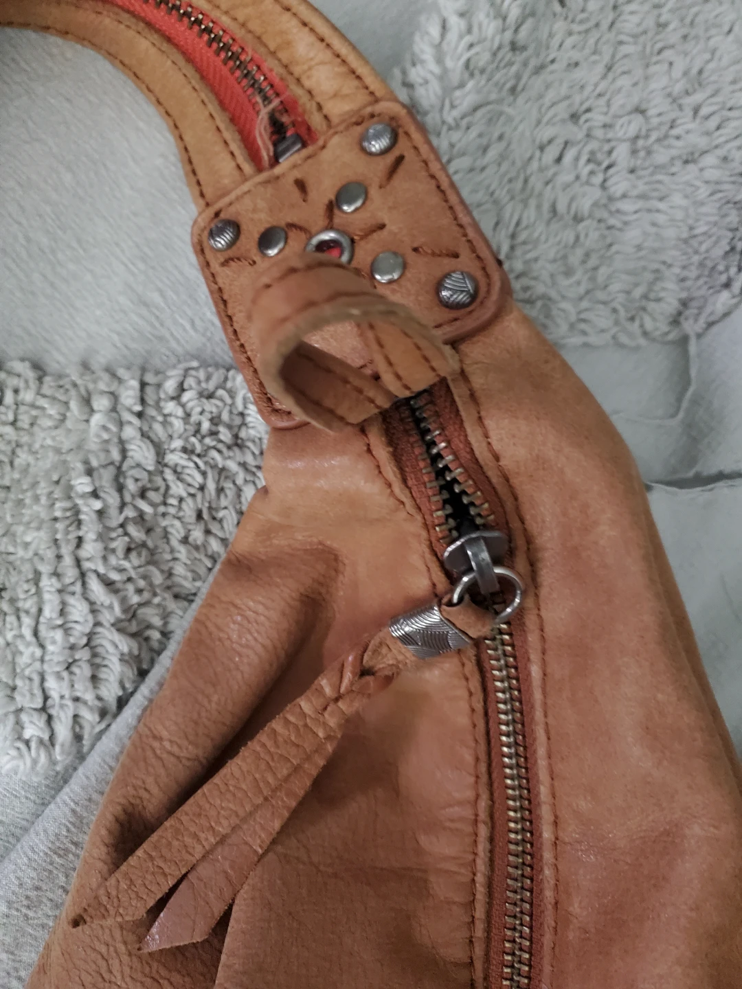 The Sak Tan Leather Sling Bag - photo 5