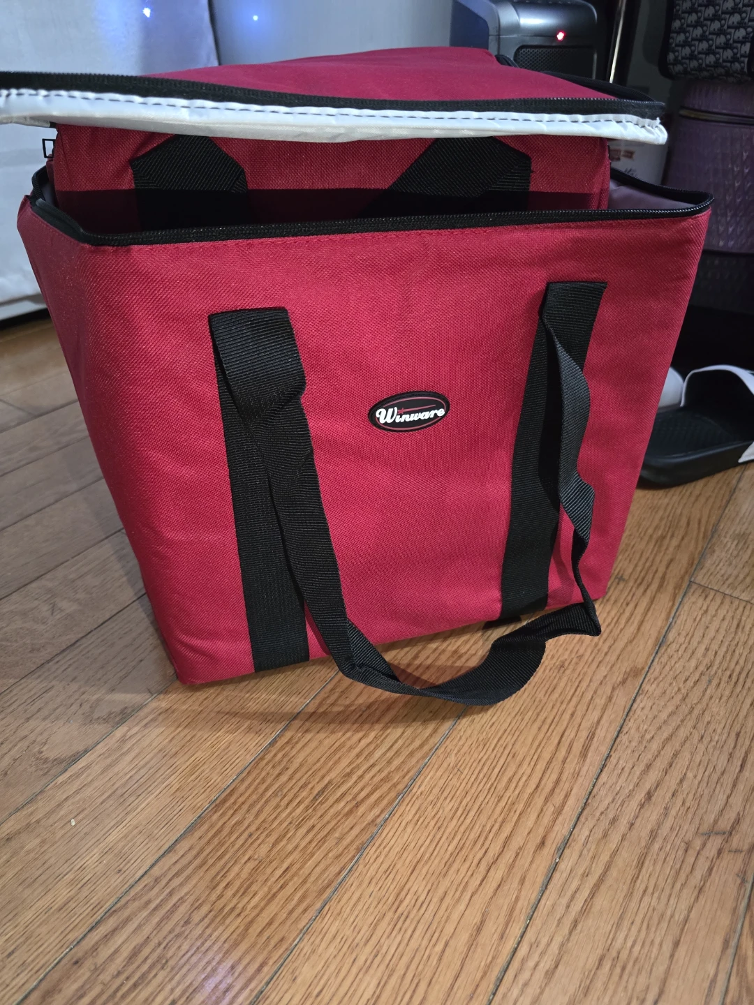 Winware Insulated Cooler Bag