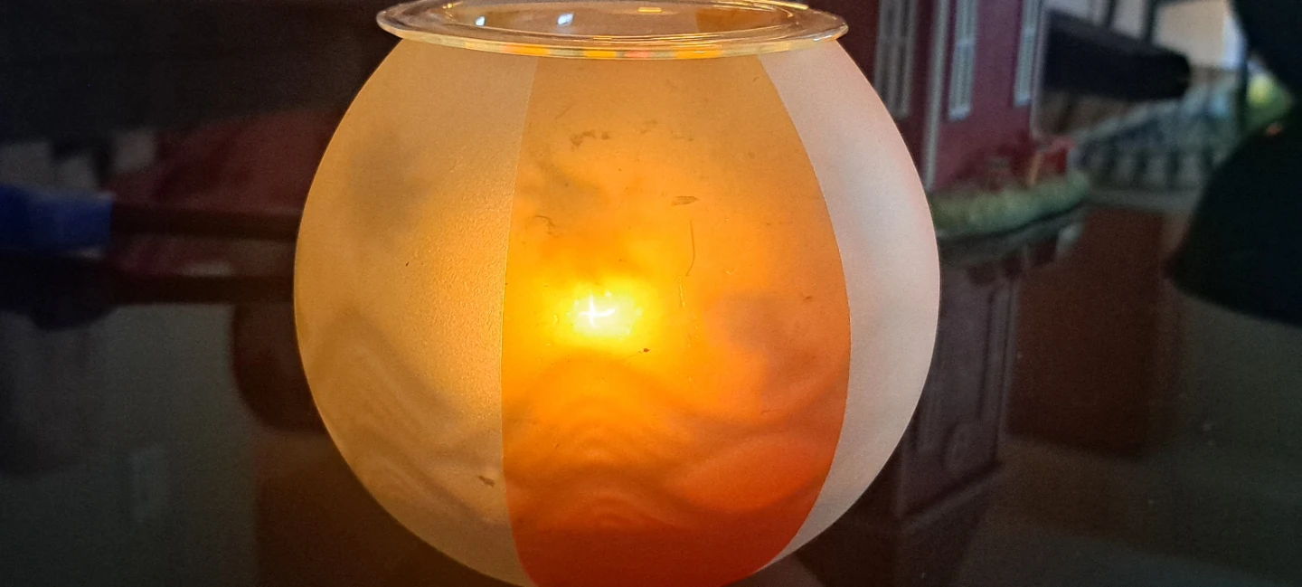 Partylite Tealight Candle Holder with Decorative Insert - photo 3