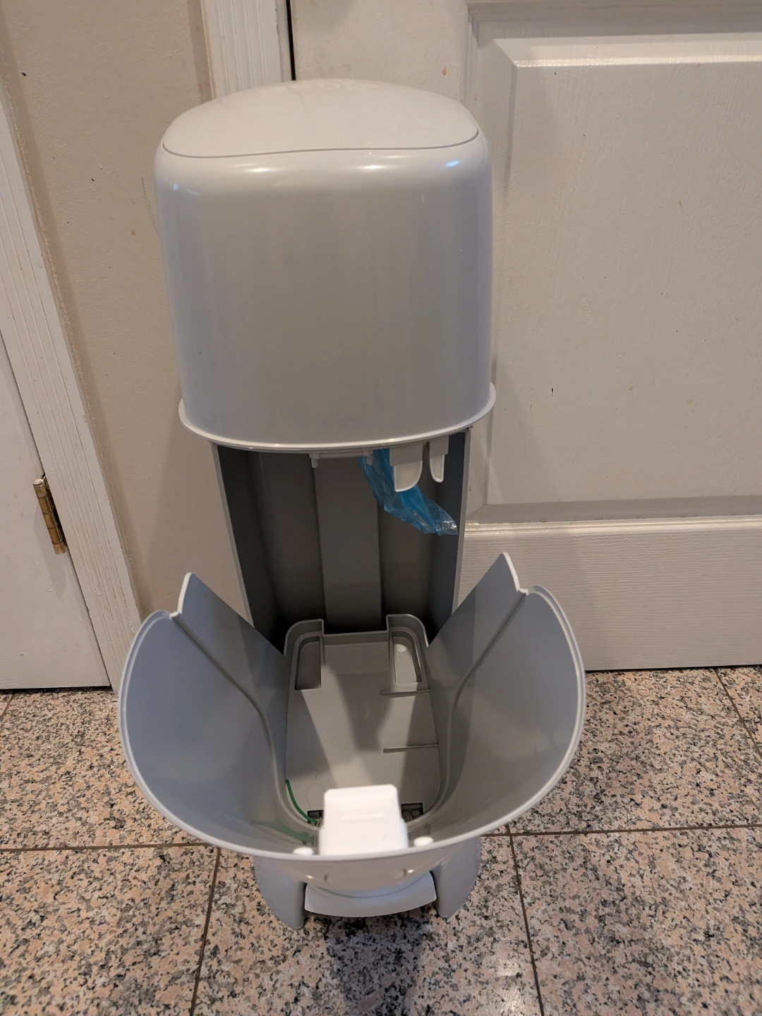 Playtex Diaper Genie Complete Pail - photo 3