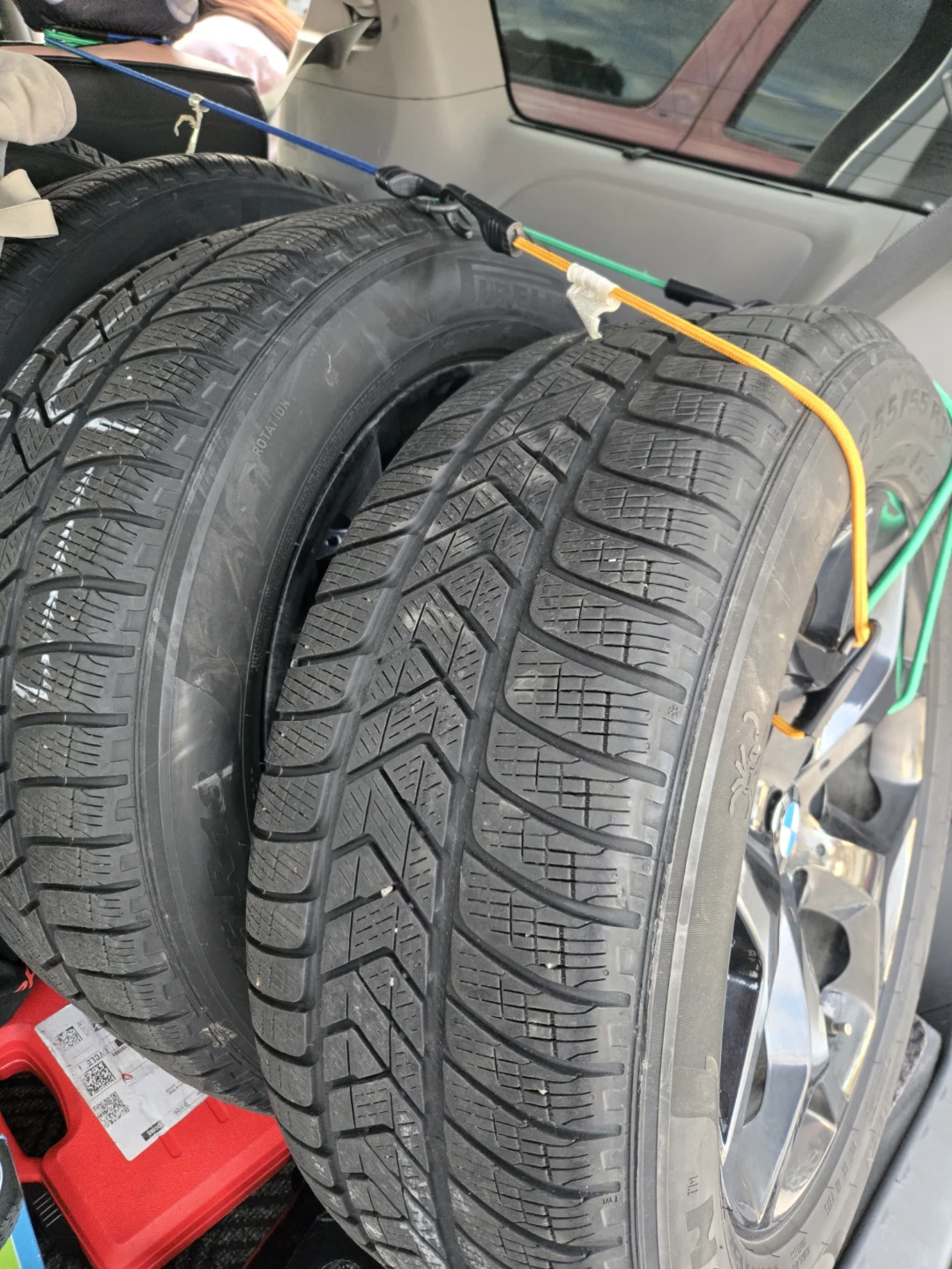 Pirelli Winter Tires with BMW Rims 255/55 R18 - photo 2