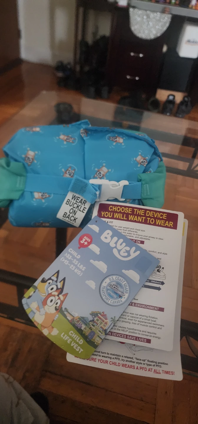 Bluey Children's Life Vest 33-55 Lbs - photo 3