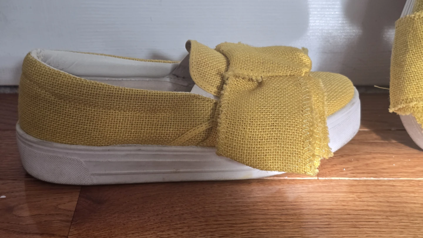 Topshop Yellow Bow Slip-on Shoes 🏈 fits sz 9.5 women - photo 4