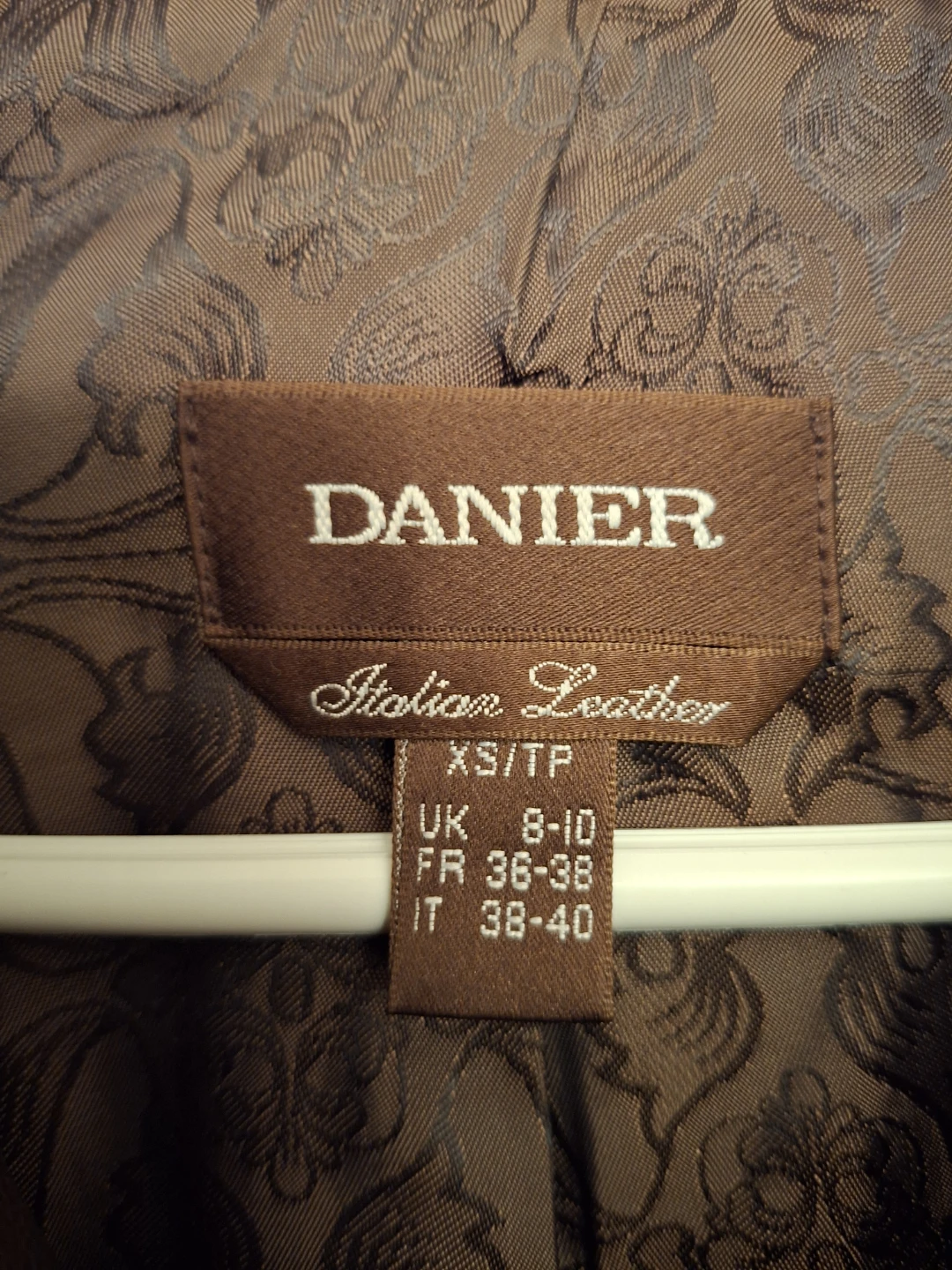 Danier Italian Leather Coat - photo 2