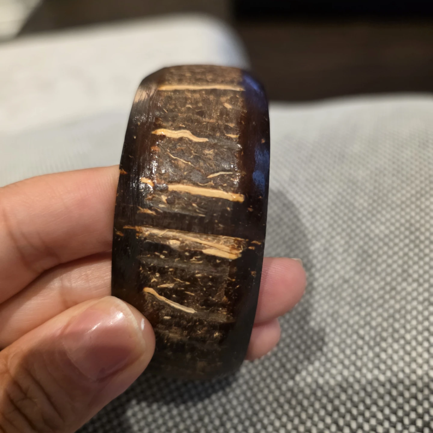 Handmade Coconut Shell Bracelet - photo 4