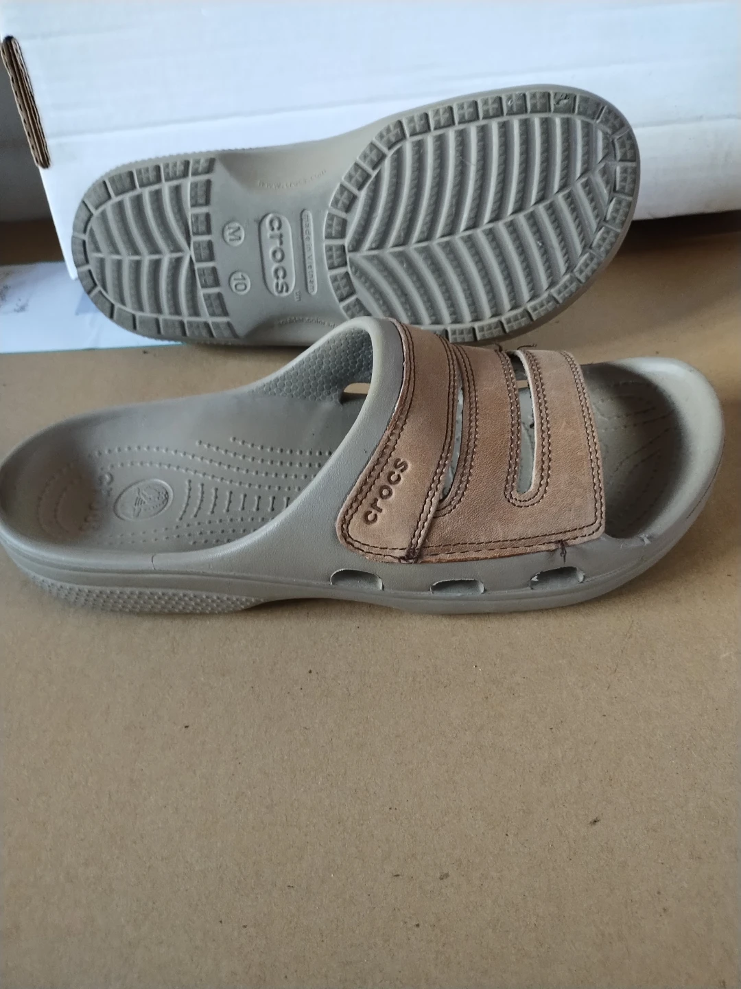 Crocs Sandals Size 10 - photo 2
