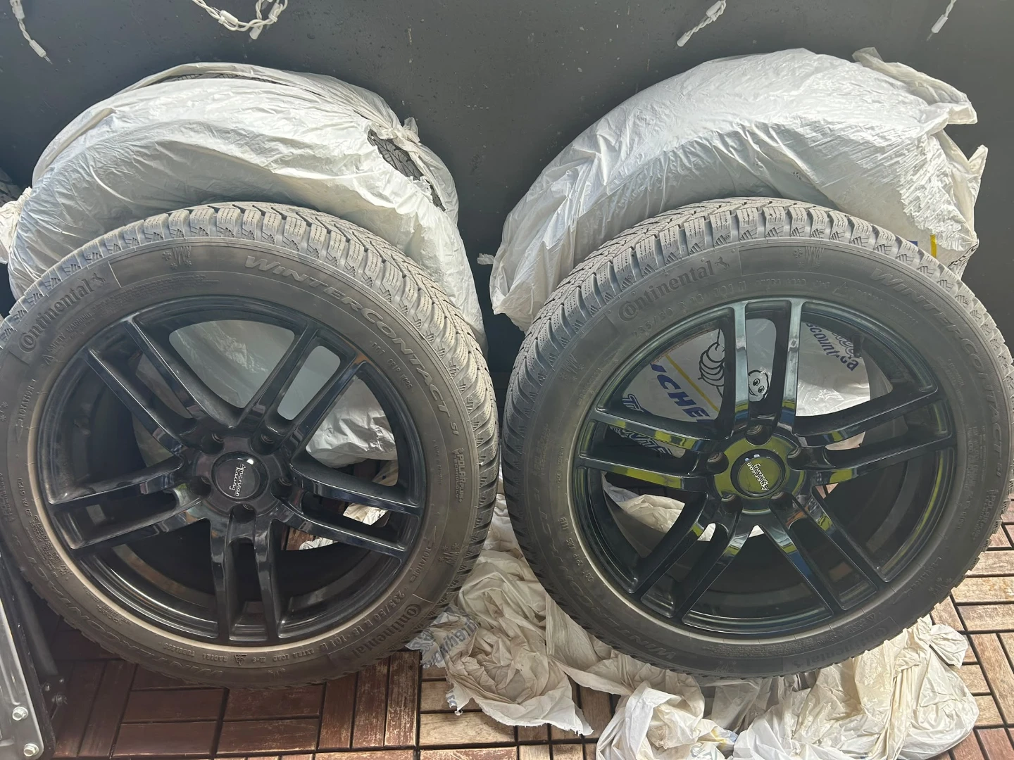 Winter tire with rims almost new