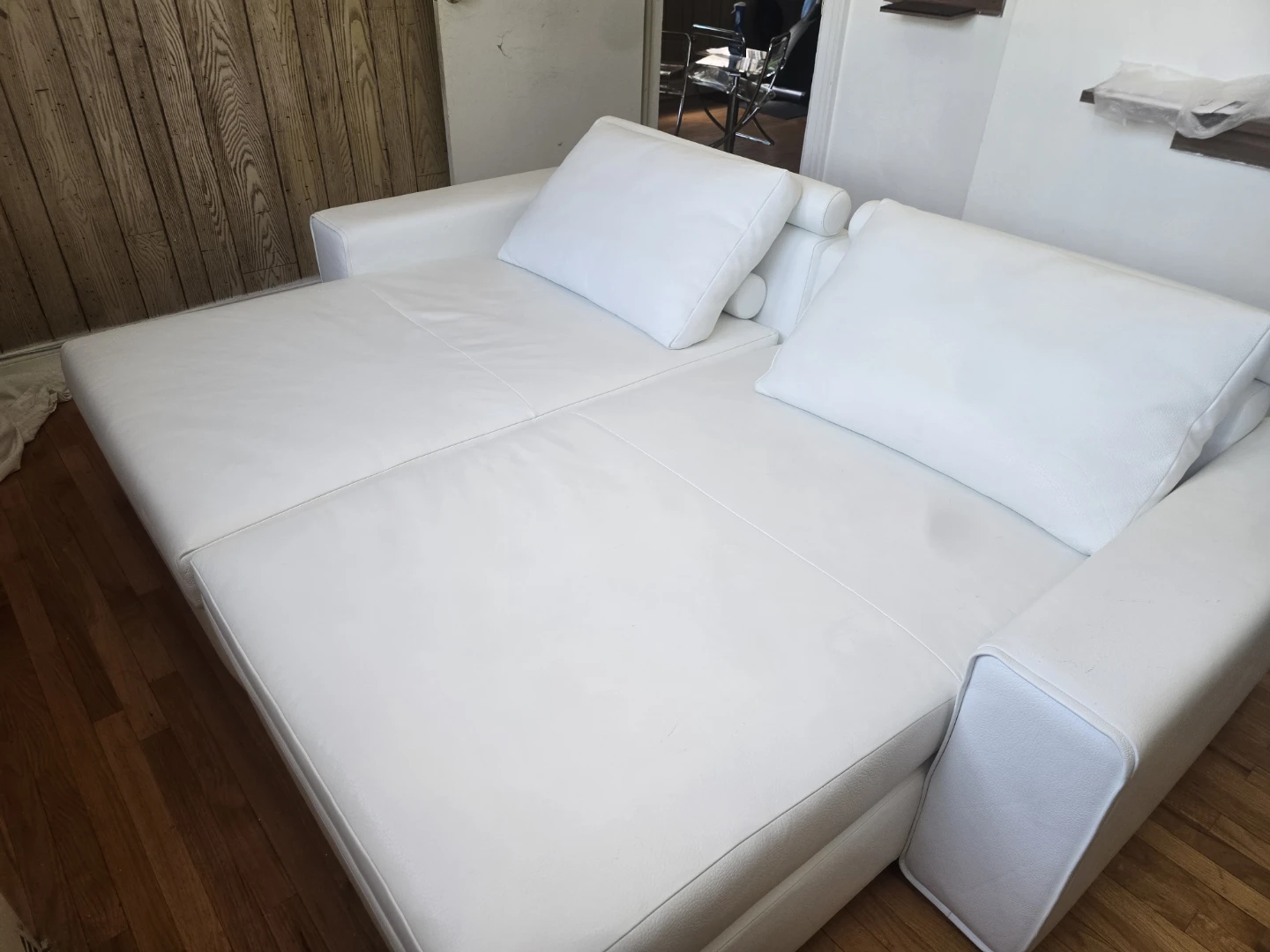 Austral White Modular Sectional Sofa with 2 Pillows - photo 3