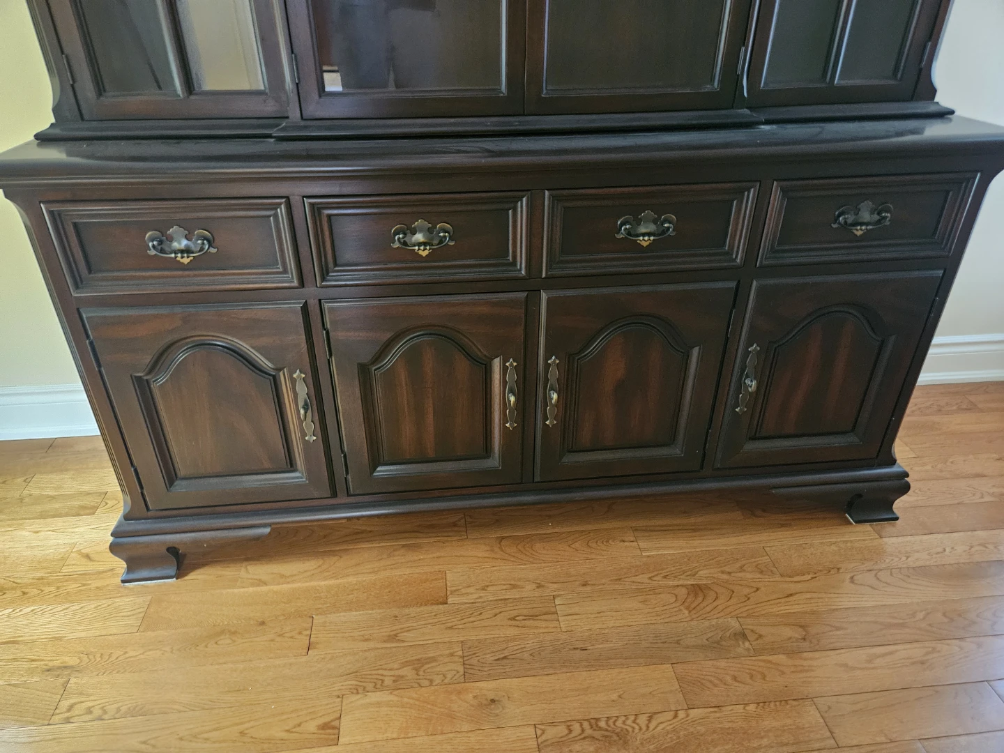Gibbard Solid Mahogany China Cabinet - photo 2