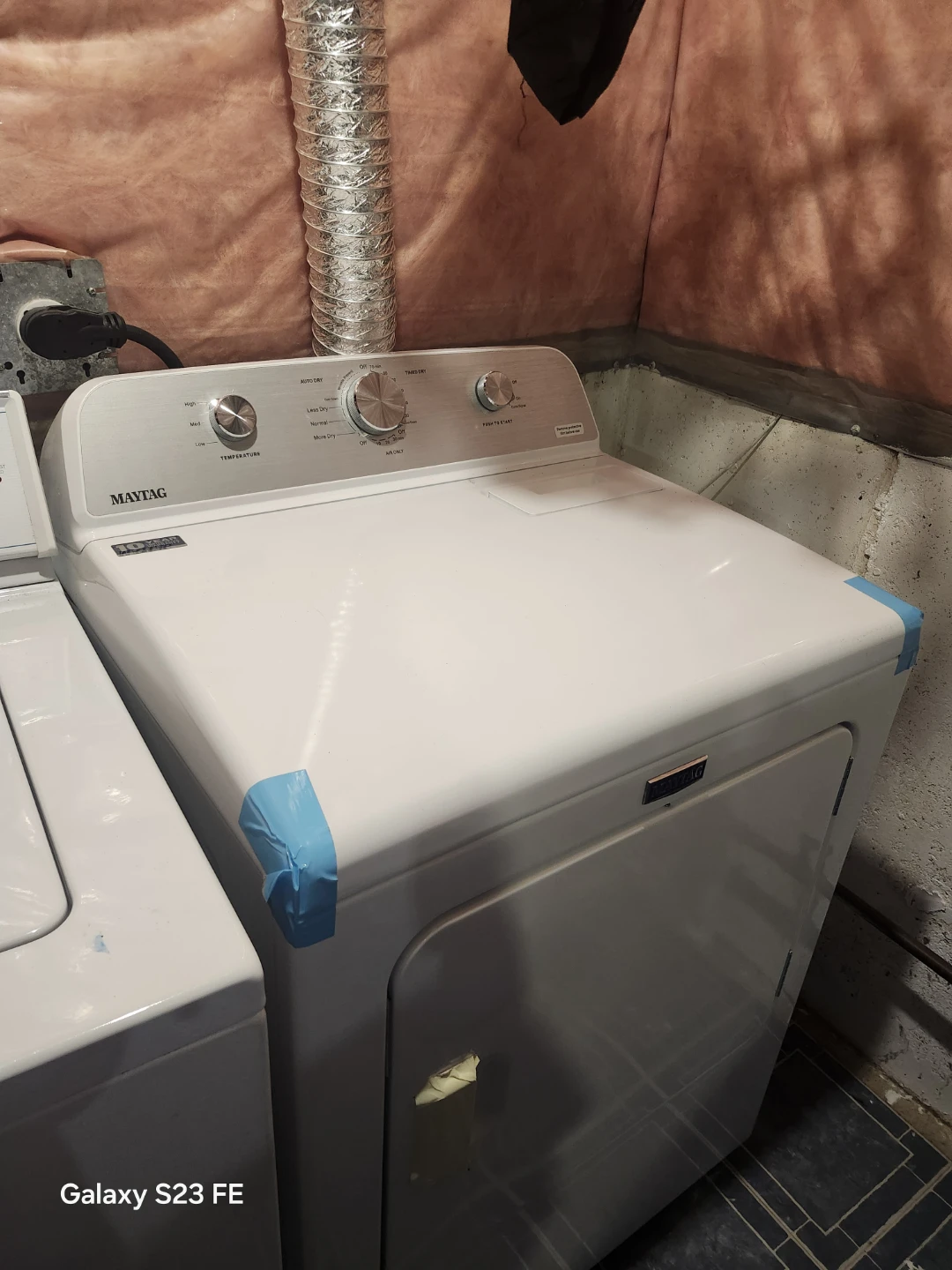 Washer and dryer - photo 2