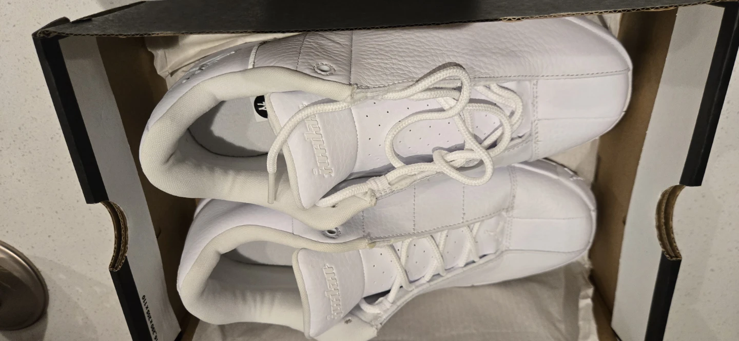 Nike Jordan TE 2 White Sneakers - photo 2