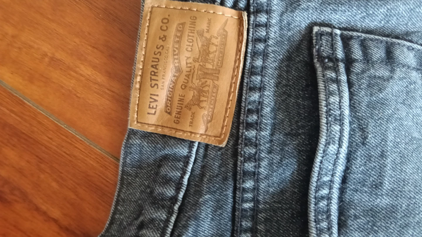 Levi's Wedgie Grey Jeans Size 32