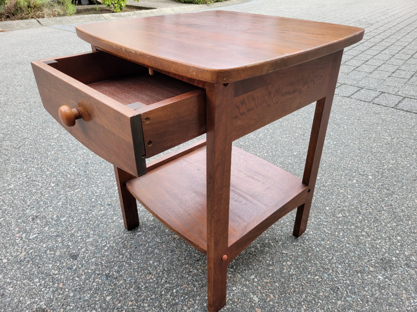 Vintage Warm Solid Wood Nightstand / Bedside Table with Drawer - photo 2
