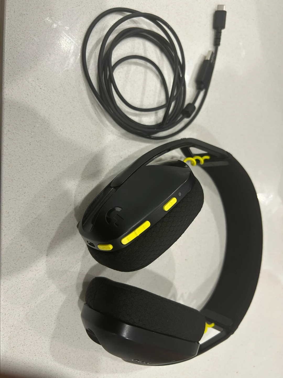 Logitech G435 Wireless Gaming Headset