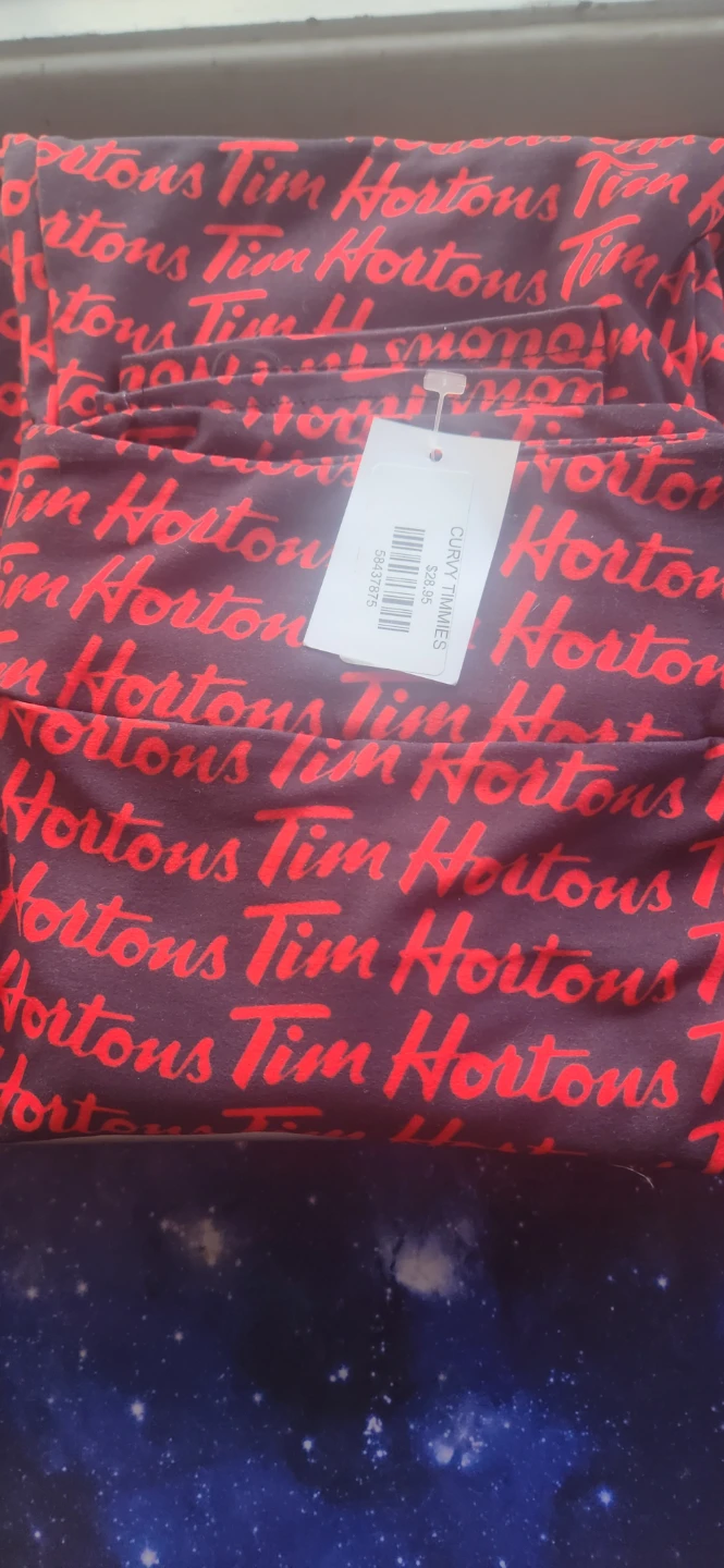 Tim Hortons curve leggings woman