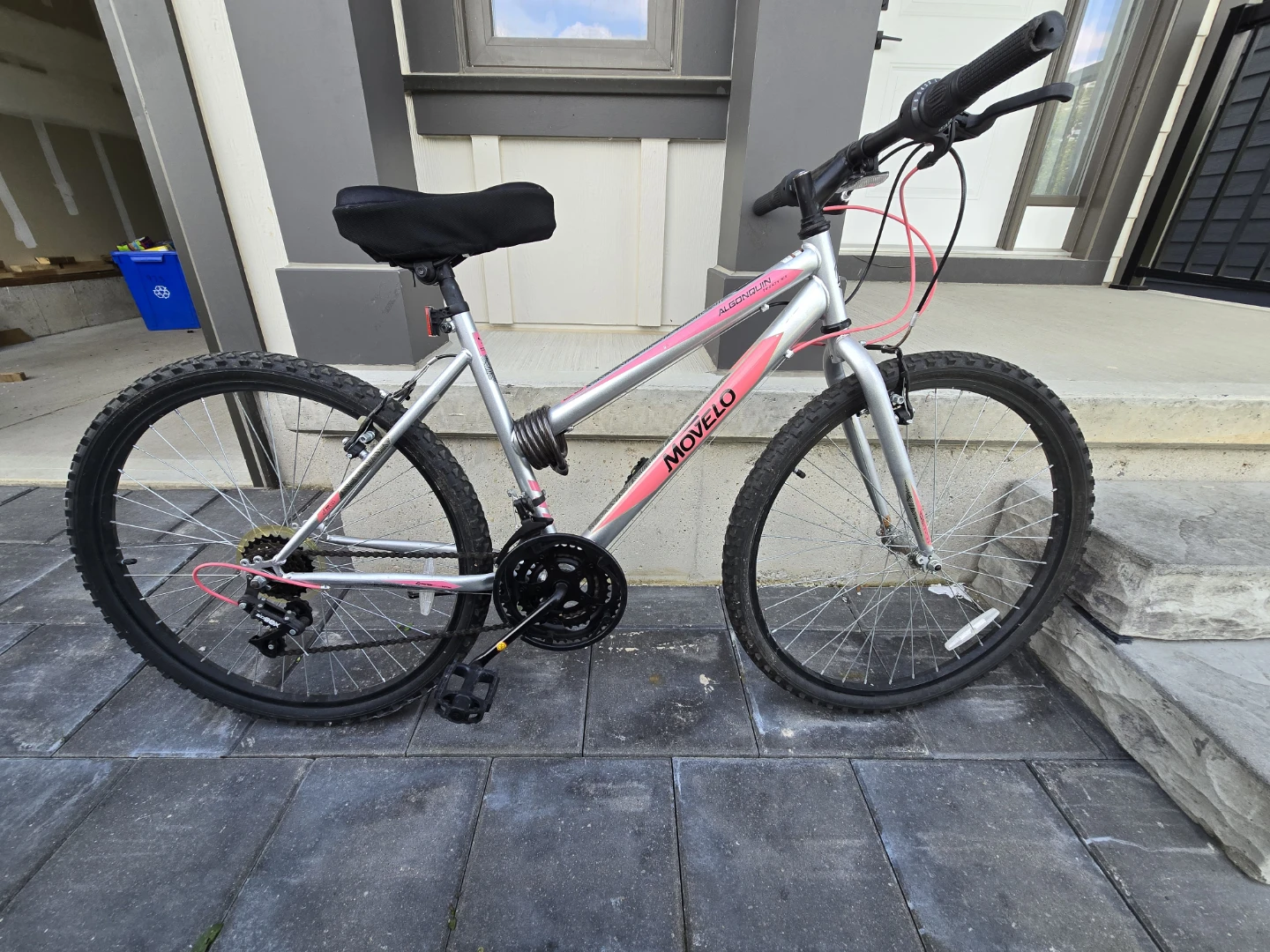 Movelo Algonquin 18-Speed Mountain Bike