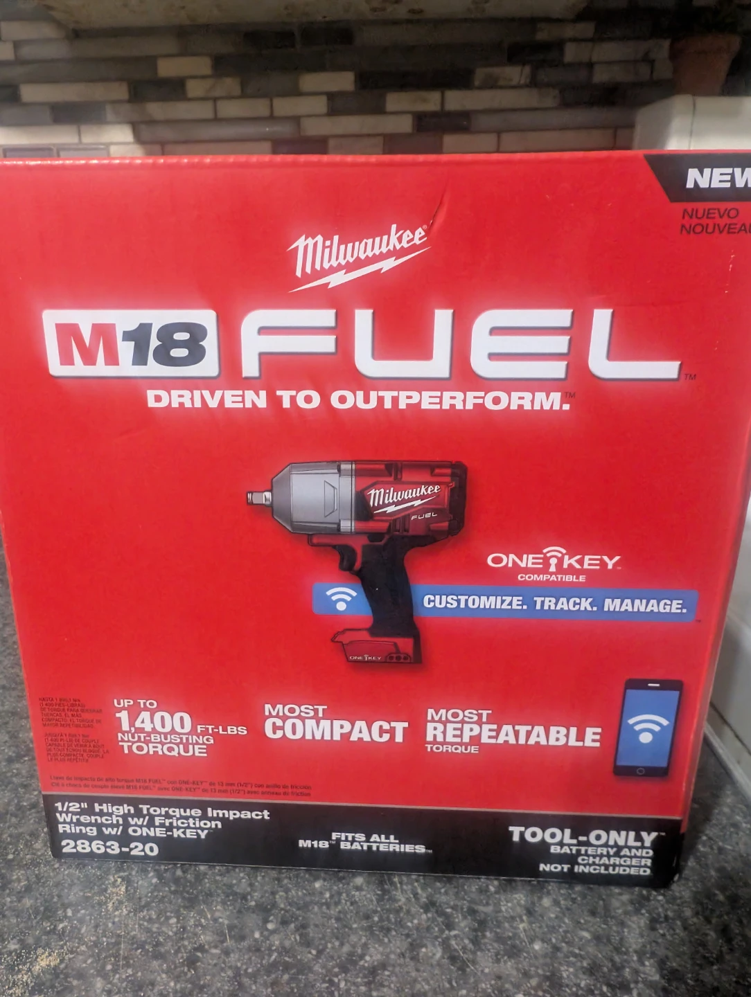 Milwaukee M18 FUEL 1/2" High Torque Impact Wrench - photo 2