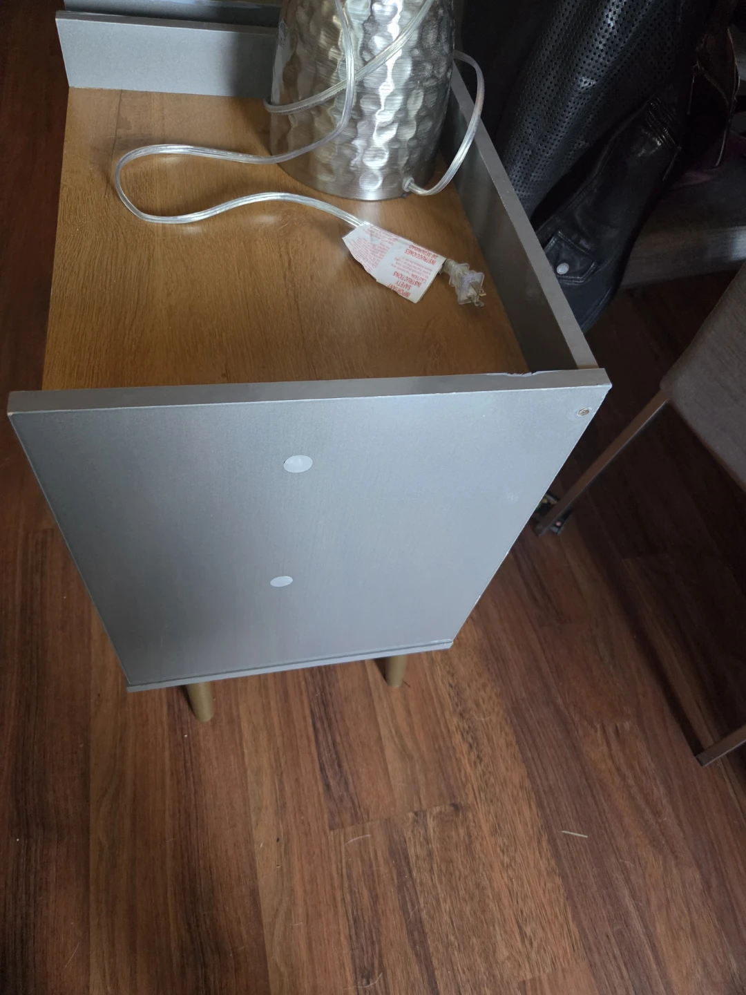 Set of Two Mid-Century Modern Nightstands - photo 3